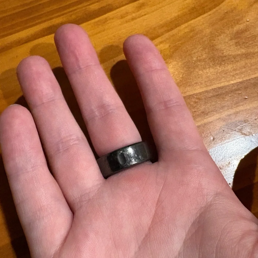 Black Oura Ring Gen3 Horizon Size 7 - Picture 5 of 5